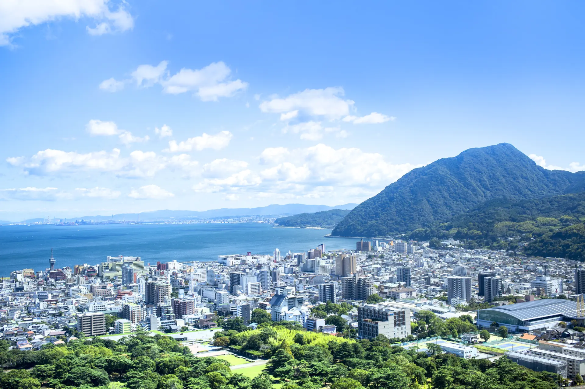 City view in northern Oita city and Beppu city